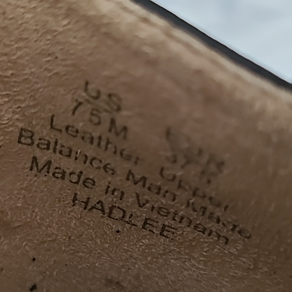 Sam Edelman Hadlee Leather Spike Heels - Picture 7 of 8